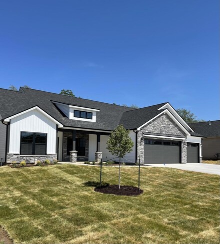 4357 Admirals Cove Dr, Lafayette, IN 47909