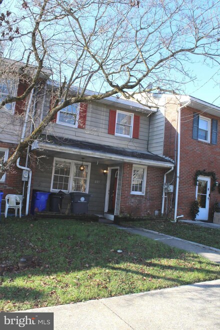 605 Manatawny St, Pottstown, PA 19464