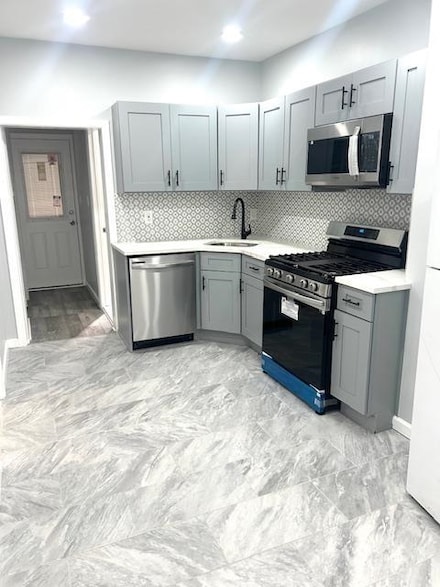60 Dales Ave, Jersey City, NJ 07306