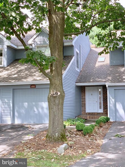 1885 Huntington Ln Unit 5, State College, PA 16803