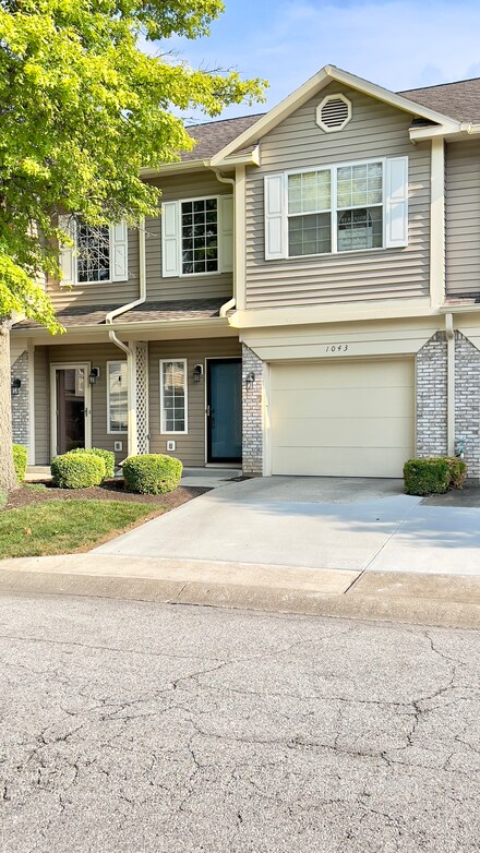 1043 Grovewood Dr, Beech Grove, IN 46107