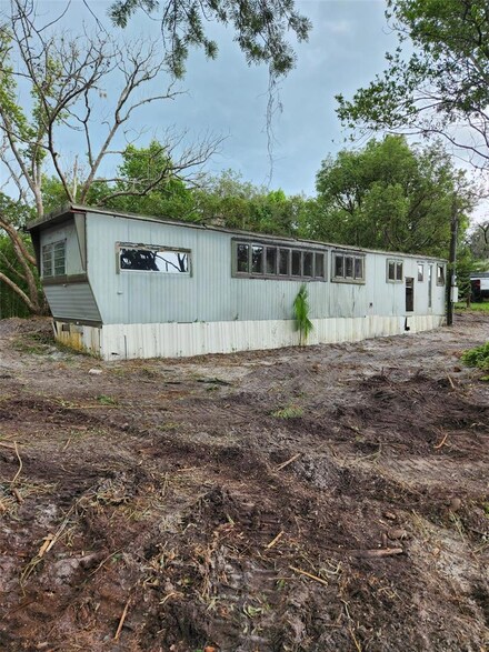 31603 Skyline Dr, Deland, FL 32720