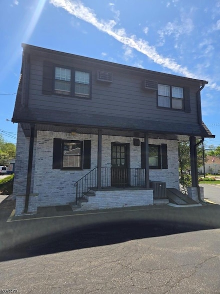 198 Newark Pompton Turnpike Unit B, Pequannock, NJ 07440