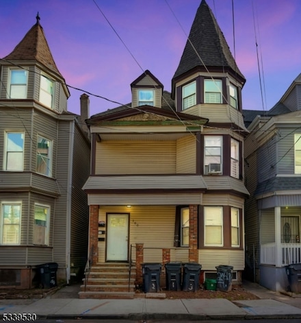 160 S 11th St, Newark, NJ 07107