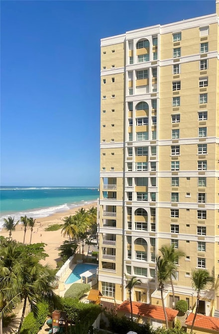 6 Carrion Ct, San Juan, PR 00911