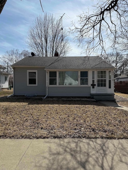 508 4th Ave, Charles City, IA 50616