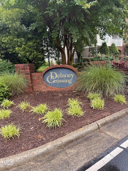 2221 Delaney Dr Unit 112, Burlington, NC 27215