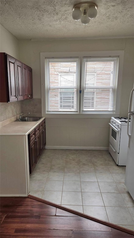 68-33 79th St, Flushing, NY 11379