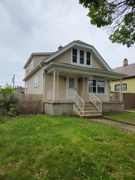 3248 S 9th Place, Milwaukee, WI 53215
