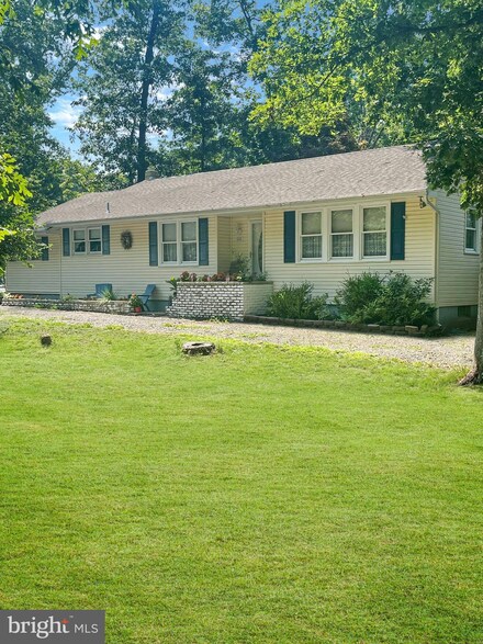 2481 Williamstown Rd, Franklinville, NJ 08322