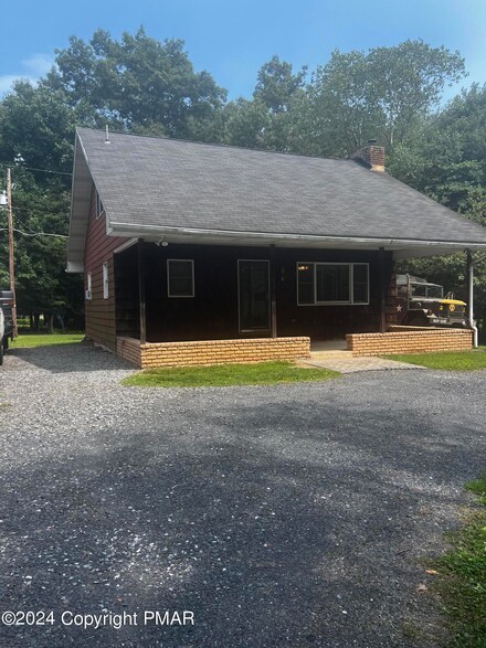 1528 Primrose Ln, Kunkletown, PA 18058