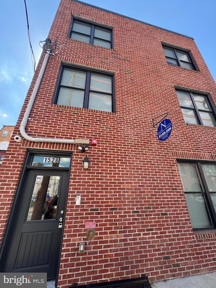 2328-30 N Sydenham St, Philadelphia, PA 19132
