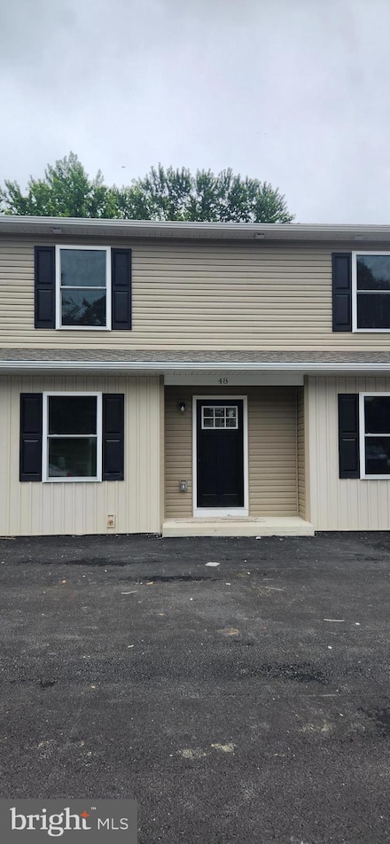 50 Petersburg Ln, Duncannon, PA 17020