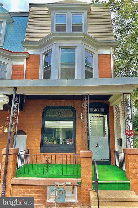310 S 17 1/2 St, Reading, PA 19602