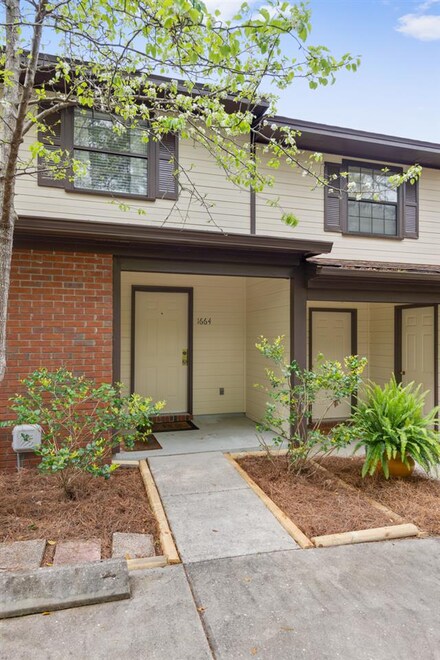 1664 Snowball Way, Tallahassee, FL 32301