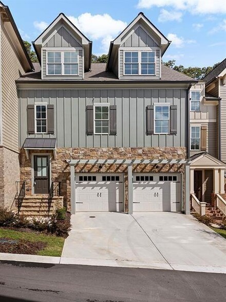 302 Trecastle Ln Unit 27, Canton, GA 30114