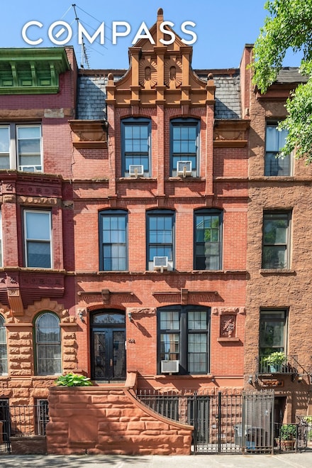 168 W 130th St, New York, NY 10027