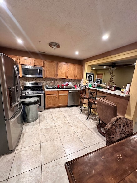 2762 Overton Crossing St, Memphis, TN 38127