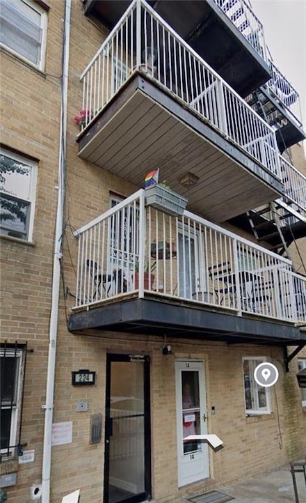 224 22nd St Unit 4D, Brooklyn, NY 11232