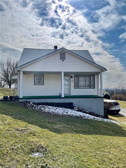 65550 Mccurdy Rd, Bellaire, OH 43906