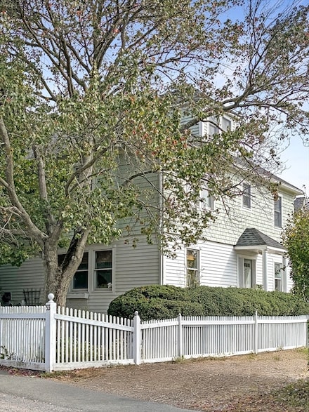 53 Norwood Ave Unit 2, Manchester, MA 01944