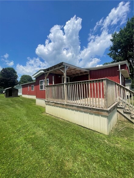 20 Jones St Unit 10, Stoneboro, PA 16153