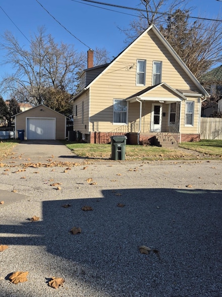 207 Parmalee St, Muscatine, IA 52761