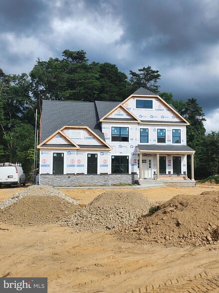 14443 Pathfinder Ct, Hughesville, MD 20637