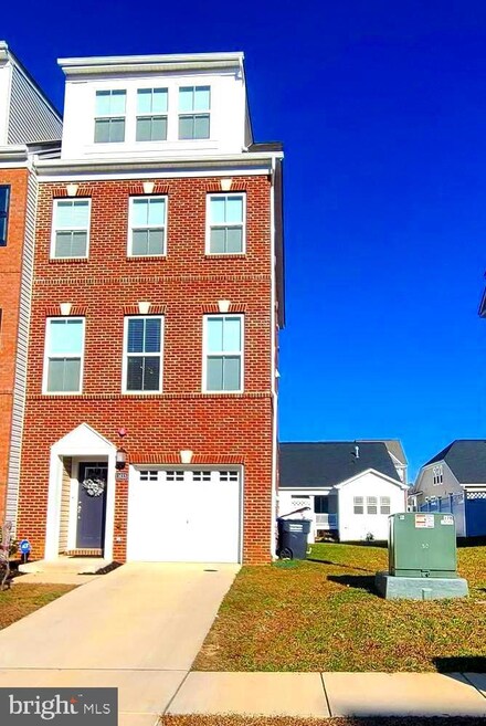11633 Dorothy Sayers Place, White Plains, MD 20695