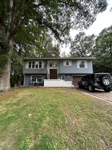 308 Highwood Cir, Paris, TN 38242