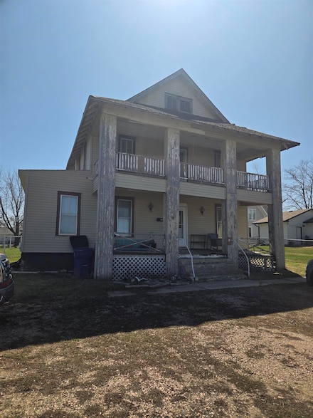 702 E Norris St, Wausa, NE 68786