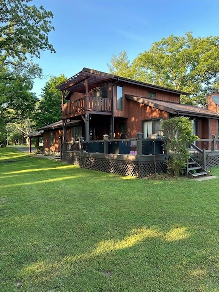 2095 N 2085 St, Saint Elmo, IL 62458