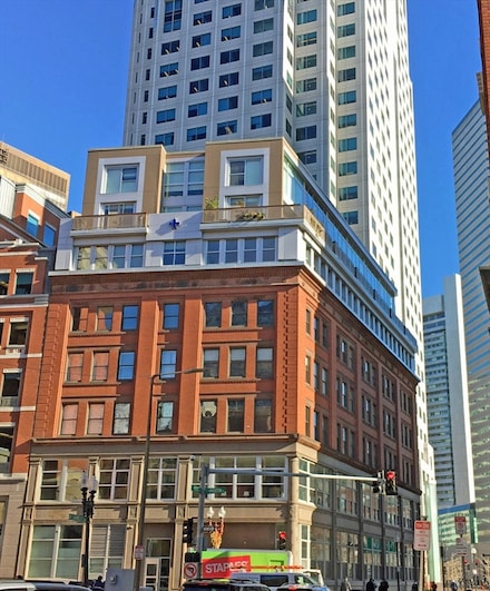 88 Kingston St Unit 4E, Boston, MA 02111