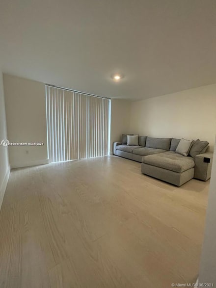 1720 NW North River Dr Unit 503, Miami, FL 33125