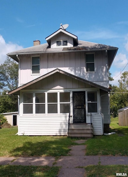 239 15th Ave, East Moline, IL 61244