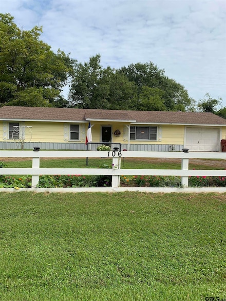 106 SW 5th St, Bogata, TX 75417