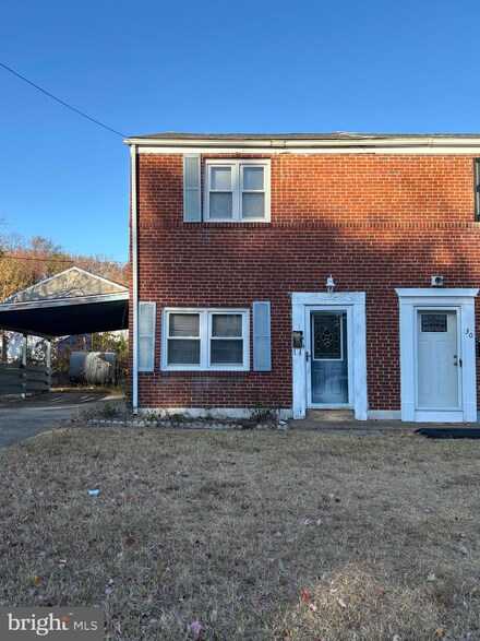 32 Ryan Ave, New Castle, DE 19720