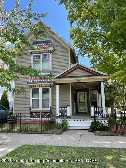 533 Cherry St, Lansing, MI 48933