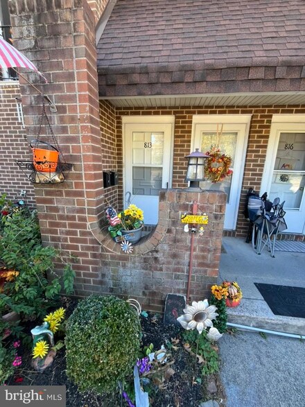 813 Winding Way Unit H13, Westville, NJ 08093