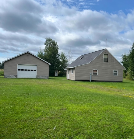 3860 E 18 Mile Rd, Pickford, MI 49774