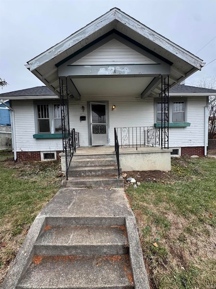 618 Clermont Dr, Fort Wayne, IN 46807