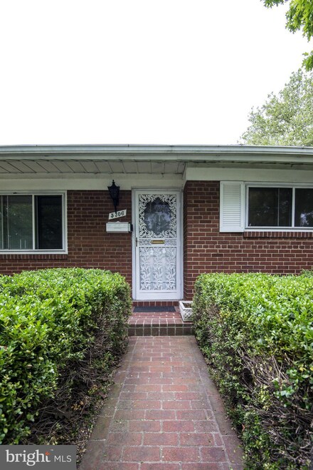 5306 Eastern Ave NE, Washington, DC 20011