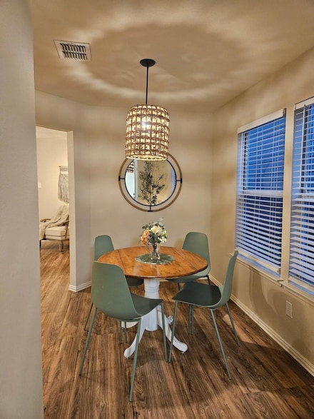 1516 Pine Ln, Fort Worth, TX 76140