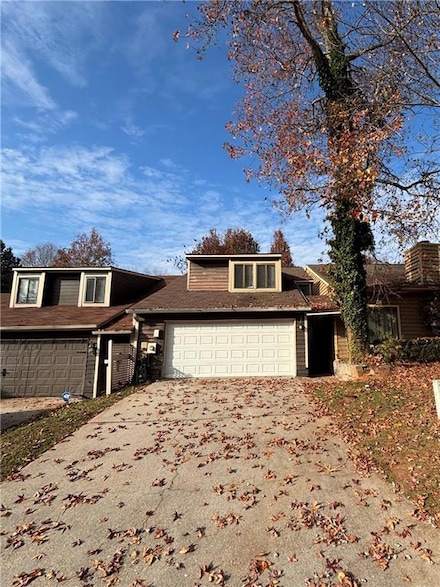 1595 Burnstone Dr, Stone Mountain, GA 30088