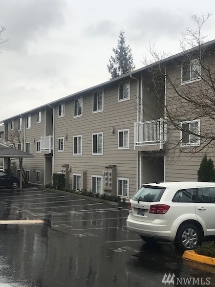1144 N 198th St Unit E303, Shoreline, WA 98133