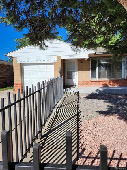 1445 S Eaton St, Lakewood, CO 80232