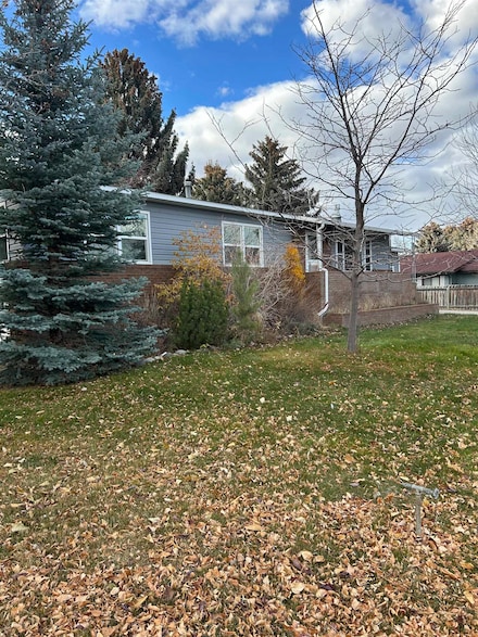 2107 11th St, Cody, WY 82414