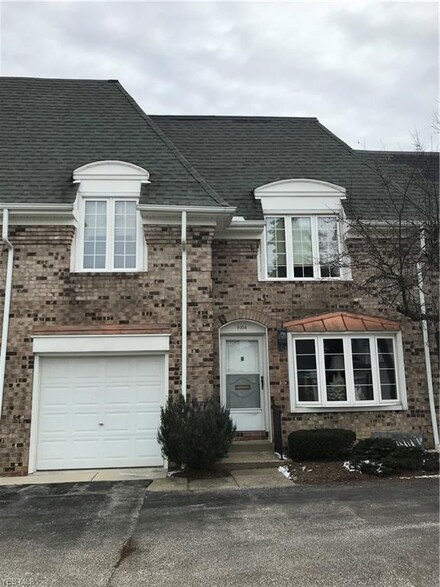 34116 Chagrin Blvd Unit 9104, Chagrin Falls, OH 44022