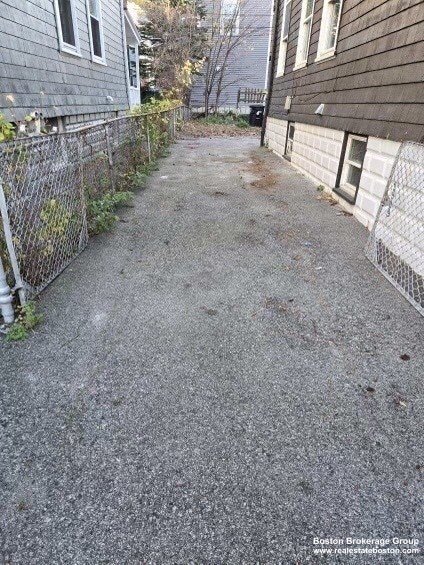 72 Belden St Unit 2, Dorchester, MA 02125