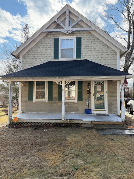 159 Walnut St, Putnam, CT 06260